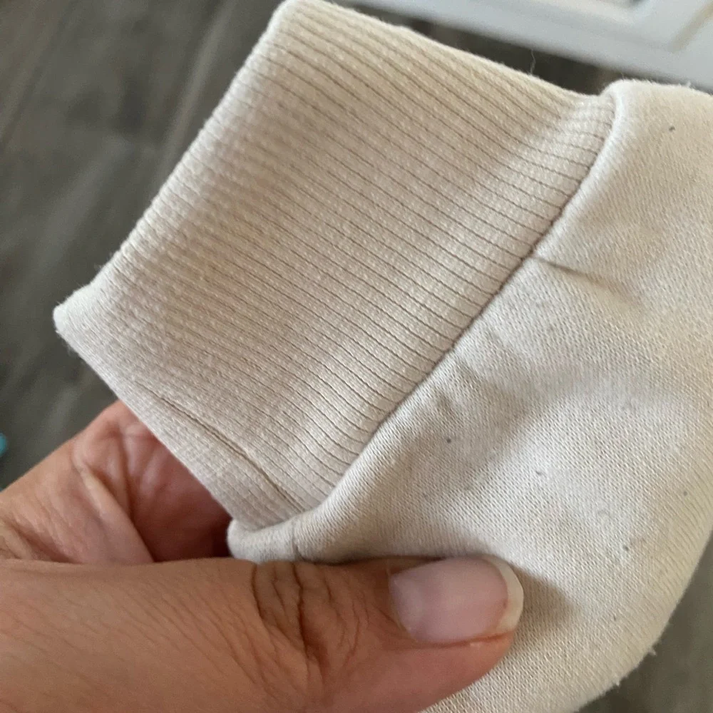 H&M Disney Friends Sweatshirt with Minnie and Daisy in Pink and Green - Picture 5 of 6